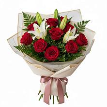 Букет цветов из:  Лилии и Розы в Братках