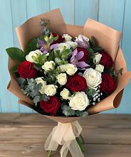 Букет цветов из:  Розы и Альстромерии #REPLACE_PRED# Братках