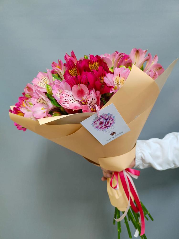 Букет цветов из: Альстромерии в Братках