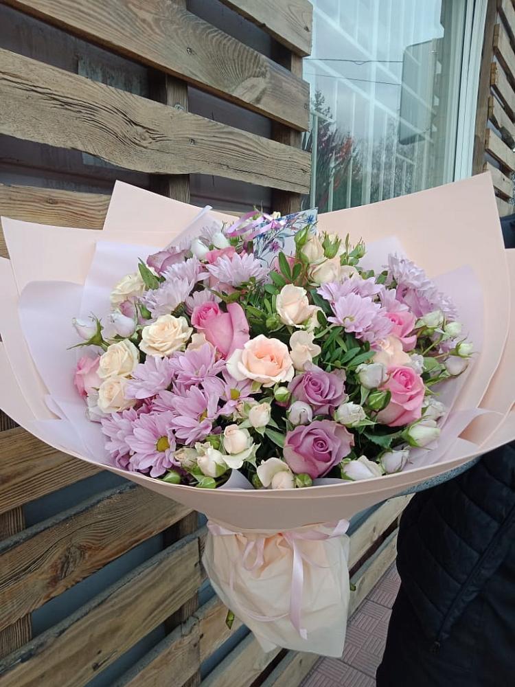 Букет цветов из: Розы и Хризантемы в Братках