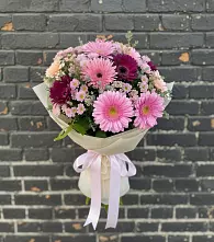 Букет цветов из:  Герберы и Хризантемы в Братках