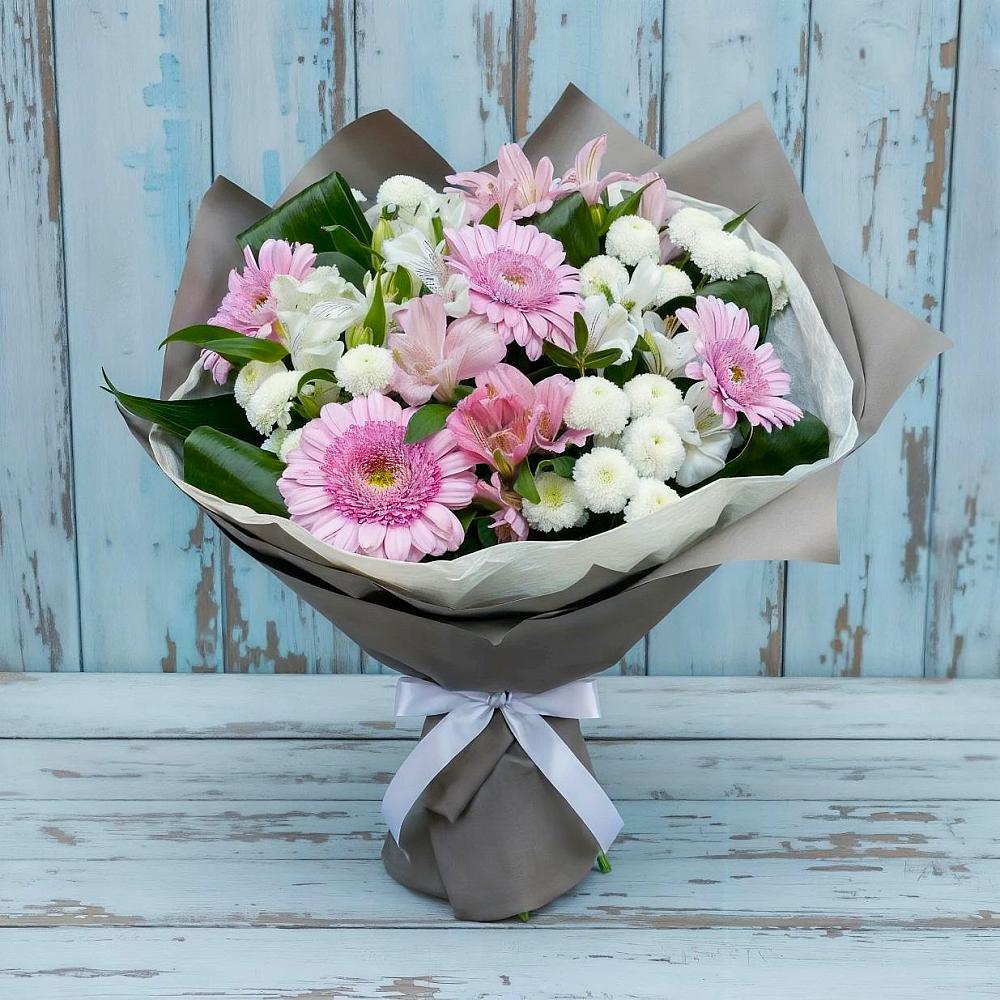 Букет цветов из: Герберы, Альстромерии и Хризантемы в Братках
