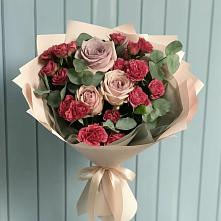 Букет цветов из:  Гвоздики и Розы в Братках