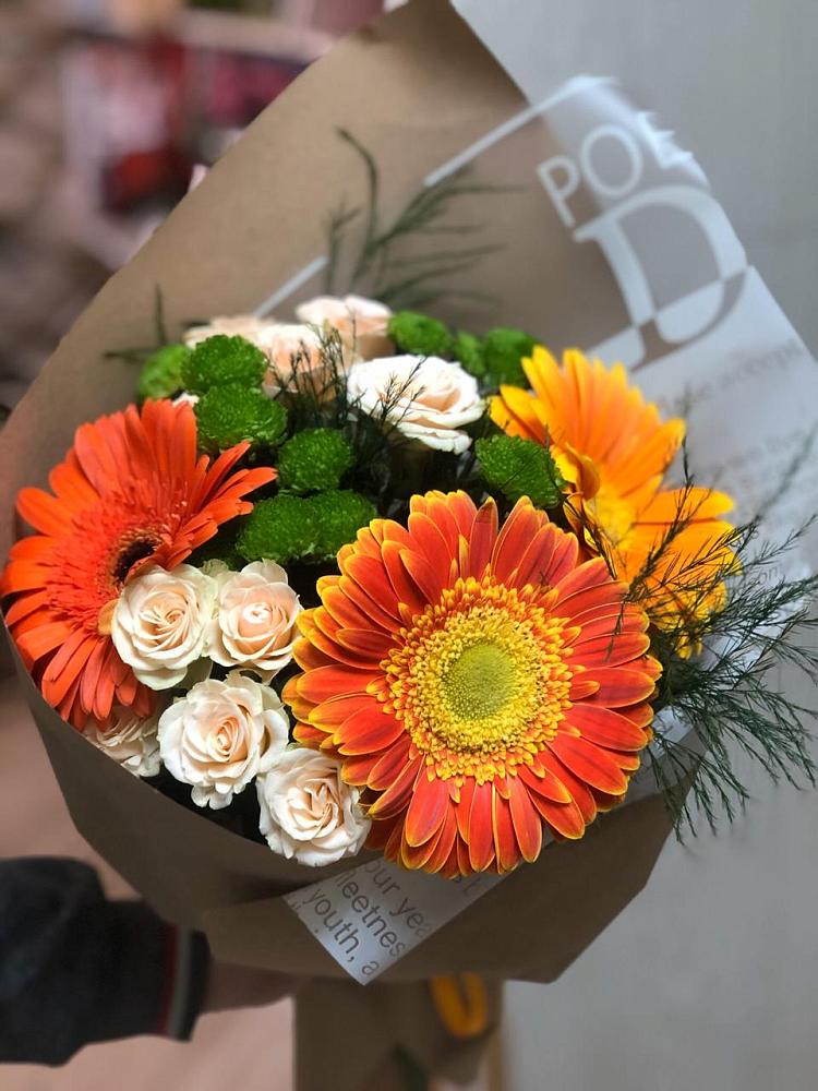 Букет цветов из: Герберы, Хризантемы и Розы в Братках