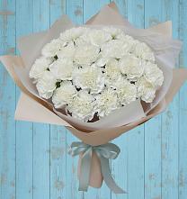 Букет цветов из:  Гвоздики в Братках