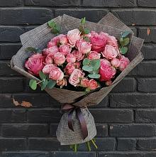 Букет цветов из:  Розы в Братках