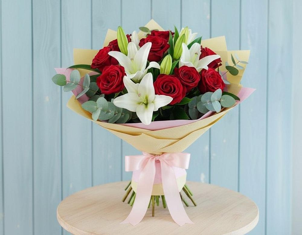 Букет цветов из: Лилии и Розы в Братках